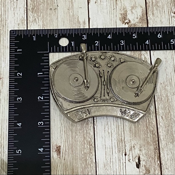 SILVER STAR Disc Jockey DJ Music Turn Table Silver Belt Buckle - Picture 6 of 10